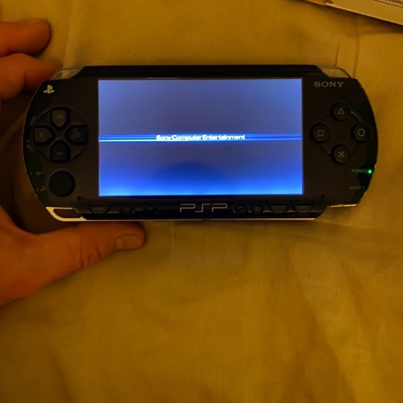 Sony PSP console with games. - Picture 3 of 16